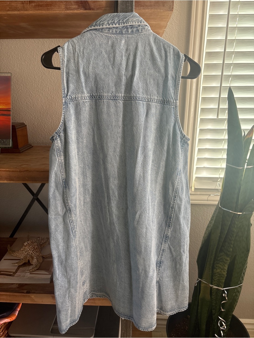 Z Supply New Day Denim Dress Sz M - Picture 2 of 3